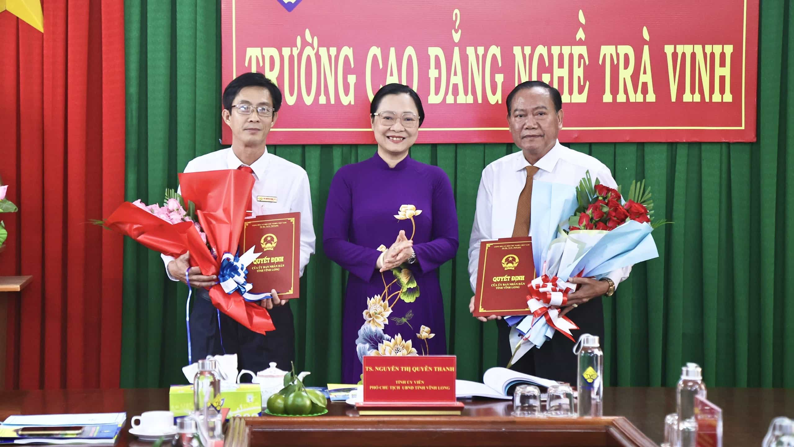 Phó Chủ tịch UBND tỉnh Nguyễn Thị Quyên Thanh làm việc với Trường Cao đẳng nghề Trà Vinh