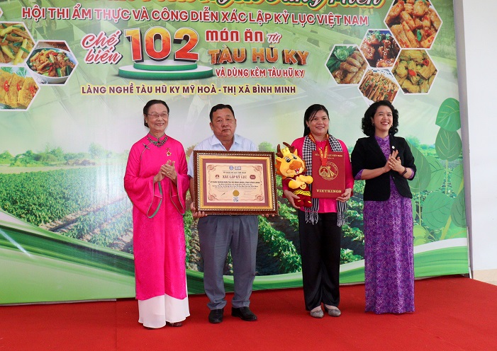 Vĩnh Long xác lập kỷ lục 102 món ăn từ Tàu hũ ky