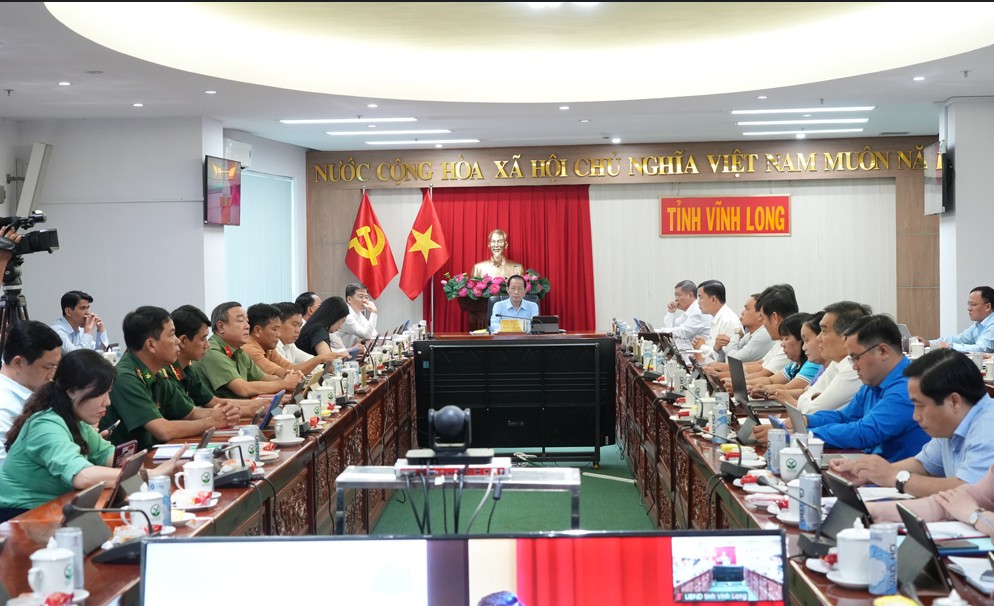 Hội thảo “Nhận diện điểm nghẽn và đề xuất giải pháp khắc phục liên quan đến lĩnh vực đất đai”