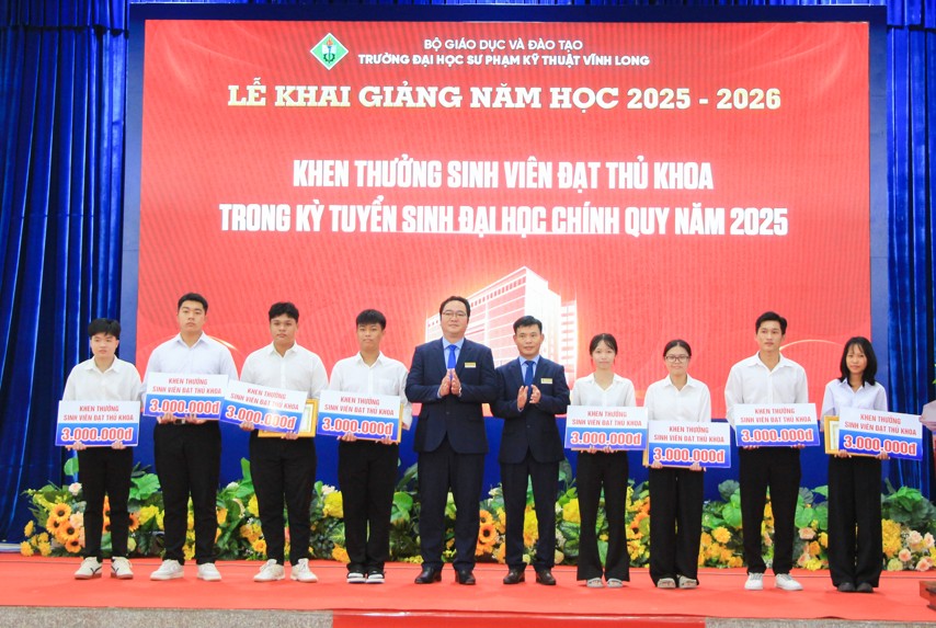 Trường Đại học Sư phạm Kỹ thuật Vĩnh Long khai giảng năm học 2025 – 2026