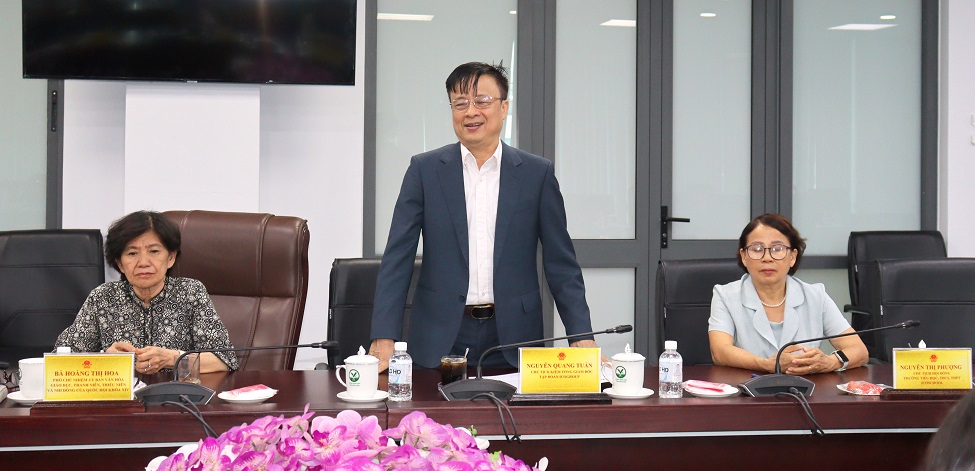 Lãnh đạo Ủy ban nhân dân tỉnh làm việc với Tập đoàn ICOGroup