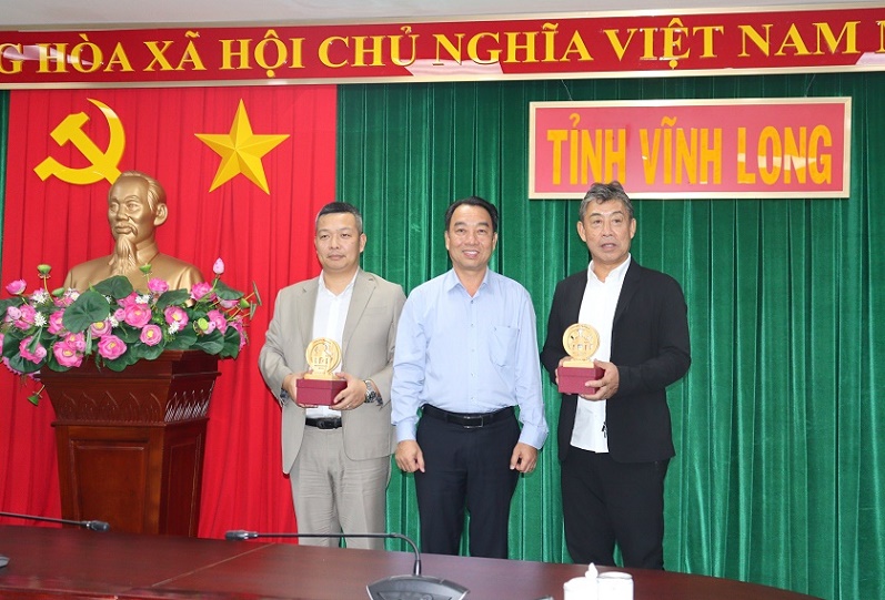 Lãnh đạo Ủy ban nhân dân tỉnh tiếp và làm việc với Công ty TNHH MTV Đầu tư Thương mại và Xây dựng Hải Phong và Tập đoàn Wago (Nhật Bản)