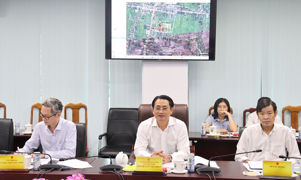 Lãnh đạo UBND tỉnh tiếp và làm việc với Công ty Cổ phần Môi trường Wangneng