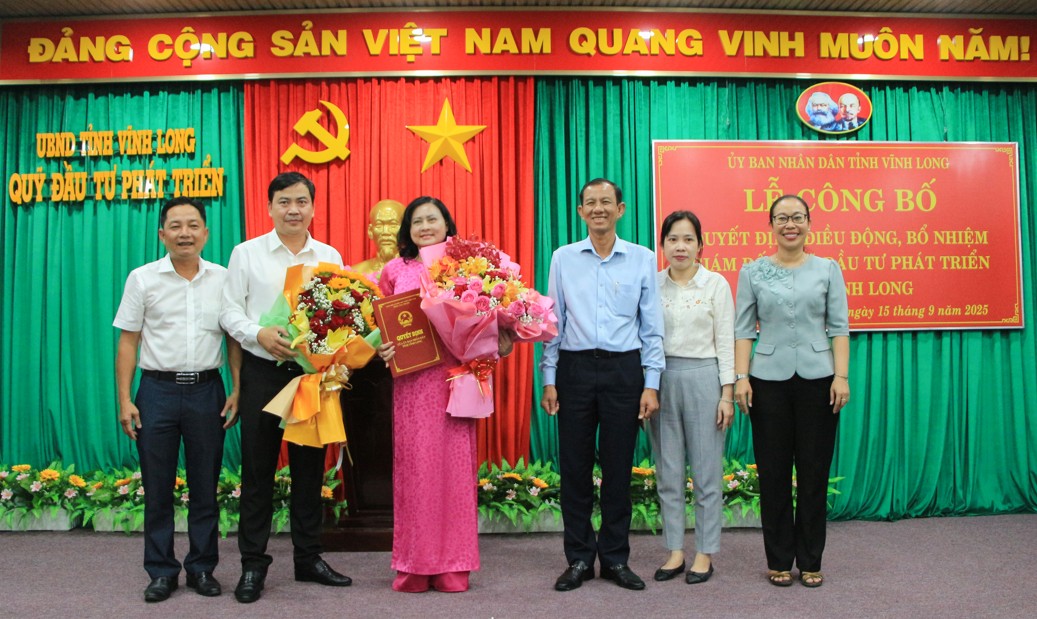 Công bố Quyết định điều động, bổ nhiệm Giám đốc Quỹ đầu tư phát triển tỉnh Vĩnh Long